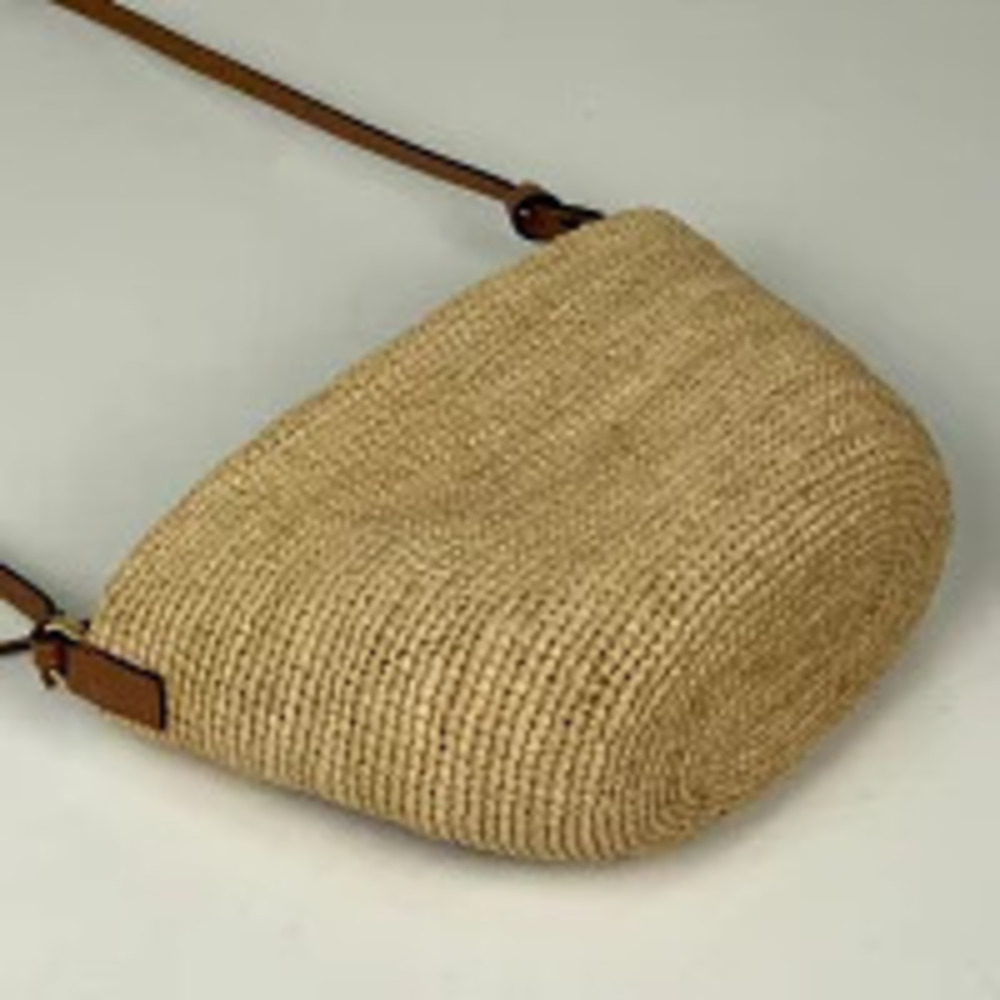 Loewe Raffia Anagram Pochette Basket Slit Shoulder Bag Brown